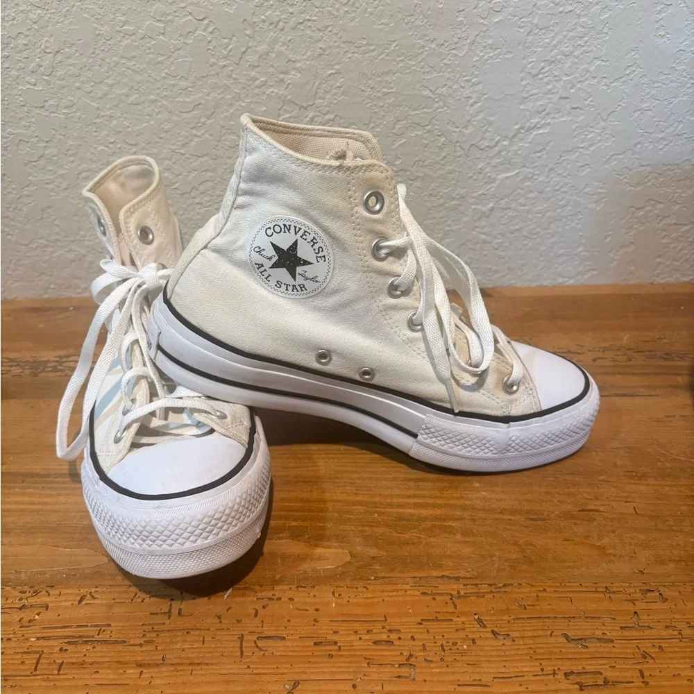 Converse Women’s Chuck Taylor All Star Lift Platform Sneakers 70s boho